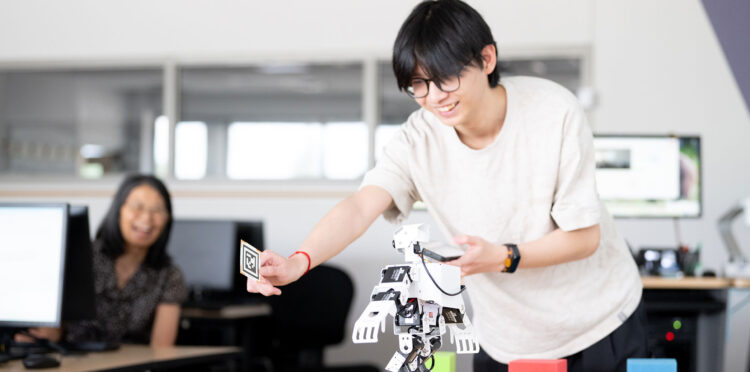 UNW Engineering Program Strives to Meet the Demands of Minnesota Industries